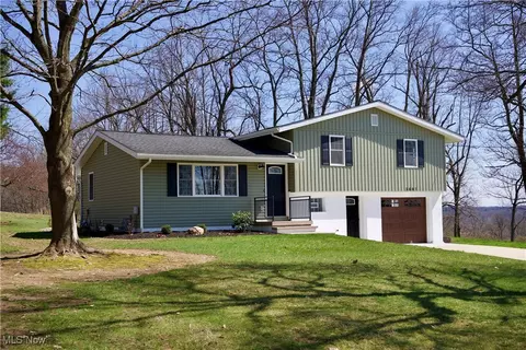 3007 Wilbanks Dr, Norton, OH 44203