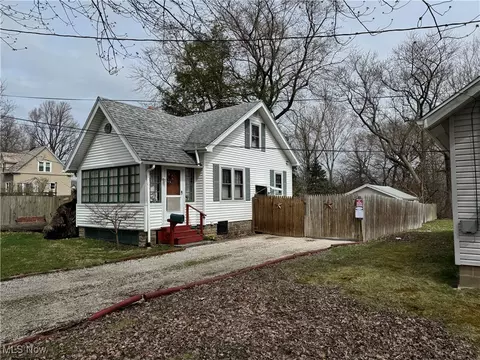 1420 Michigan Ave, Ashtabula, OH 44004