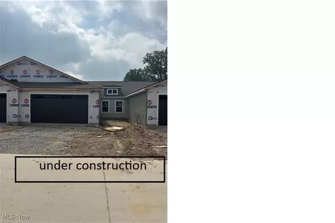 205 Alexander Dr, Elyria, OH 44035