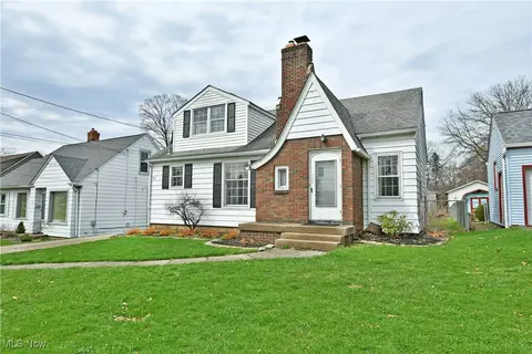 148 Argyle Ave, Boardman, OH 44512 photo 4