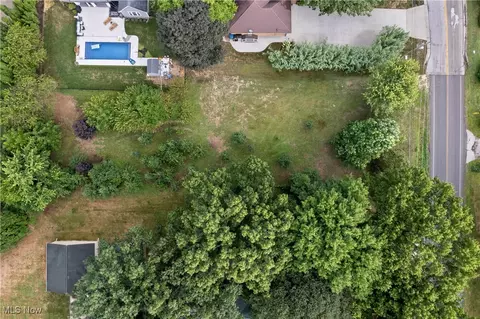 848 Jacoby Rd, Akron, OH 44321 photo 9