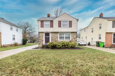 4523 Laurel Rd, South Euclid, OH 44121