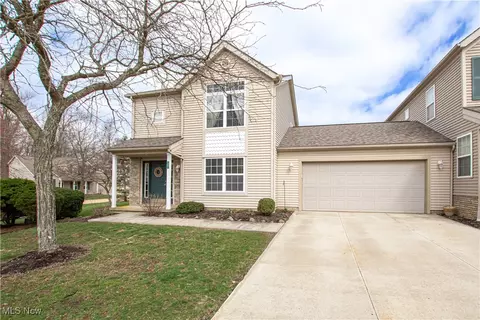 1997 Heron Glen Ct, Macedonia, OH 44056
