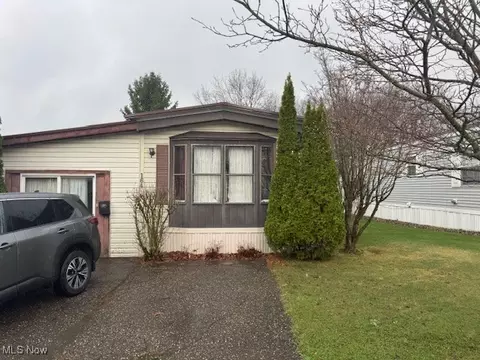 8701 Mayfield Rd, Chesterland, OH 44026
