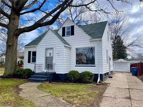 4019 W 226th St, Fairview Park, OH 44126