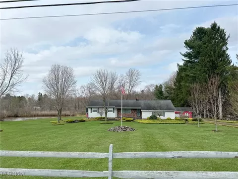 12706 Rockhaven Rd, Chesterland, OH 44026