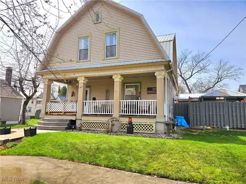 463 Vine St, Salem, OH 44460
