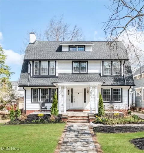 3003 Lincoln Blvd, Cleveland Heights, OH 44118