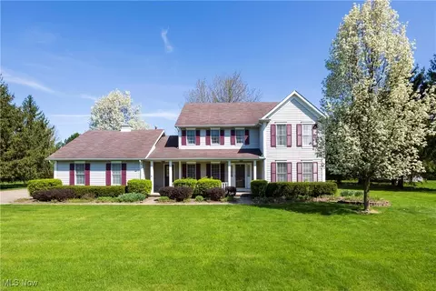 24928 Copopa Trl, Columbia Station, OH 44028