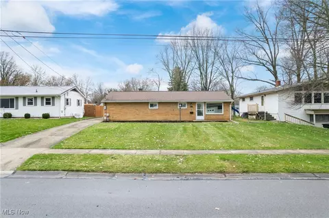 2626 Windsor Ave, Wooster, OH 44691
