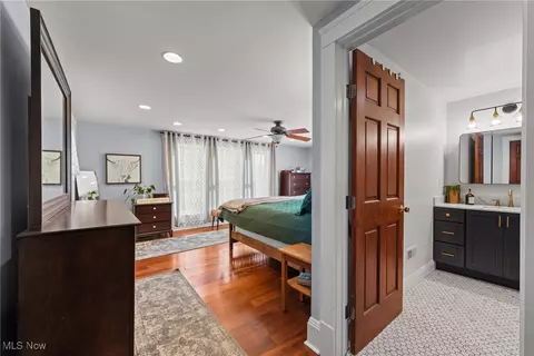 129 Walnut St, Chagrin Falls, OH 44022 photo 33