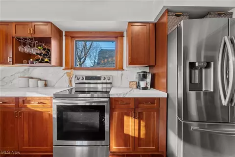 129 Walnut St, Chagrin Falls, OH 44022 photo 11