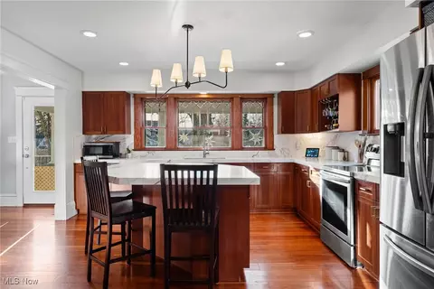 129 Walnut St, Chagrin Falls, OH 44022 photo 13