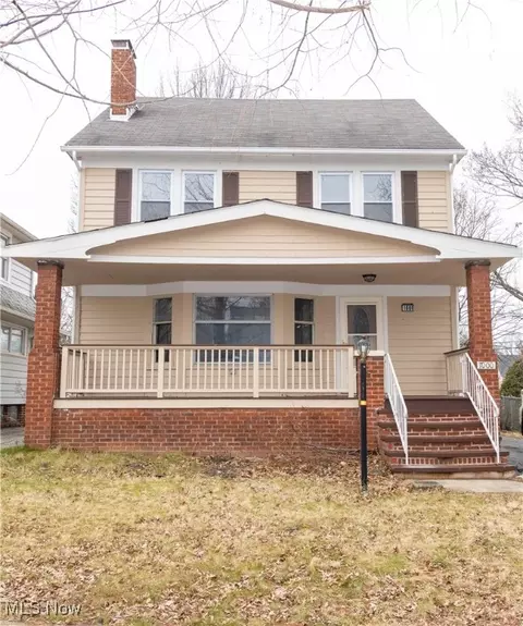 1000 Quilliams Rd, Cleveland Heights, OH 44121