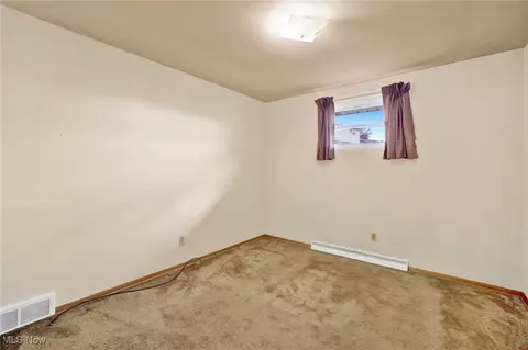 Bedroom - 420 Manor Ave NW, Canton, OH 44708 photo 7 of 8