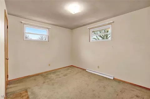 Bedroom - 420 Manor Ave NW, Canton, OH 44708 photo 3 of 8