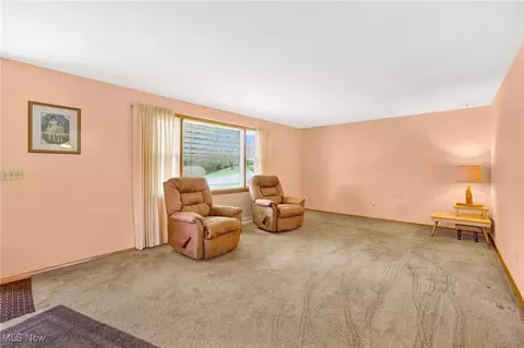 Living - 420 Manor Ave NW, Canton, OH 44708 photo 2 of 4