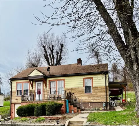 171 Locust St, Wintersville, OH 43953