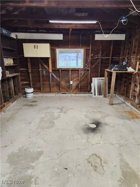 6008 Fairdale Dr, Cambridge, OH 43725 photo 48