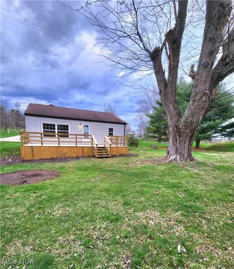 6008 Fairdale Dr, Cambridge, OH 43725 photo 9