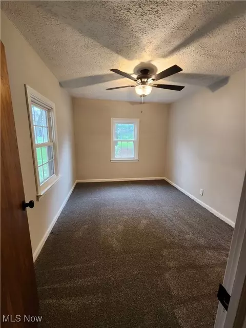 6008 Fairdale Dr, Cambridge, OH 43725 photo 34