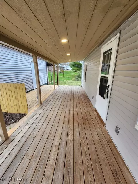 6008 Fairdale Dr, Cambridge, OH 43725 photo 12