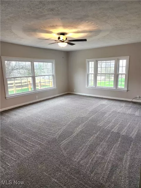 6008 Fairdale Dr, Cambridge, OH 43725 photo 17