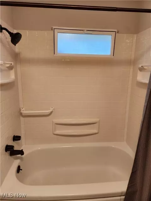 6008 Fairdale Dr, Cambridge, OH 43725 photo 38