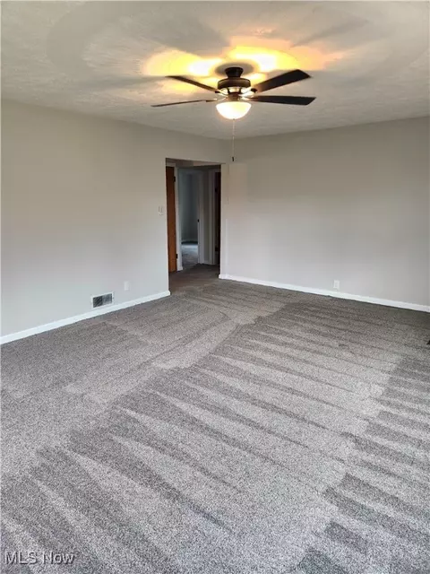 6008 Fairdale Dr, Cambridge, OH 43725 photo 21