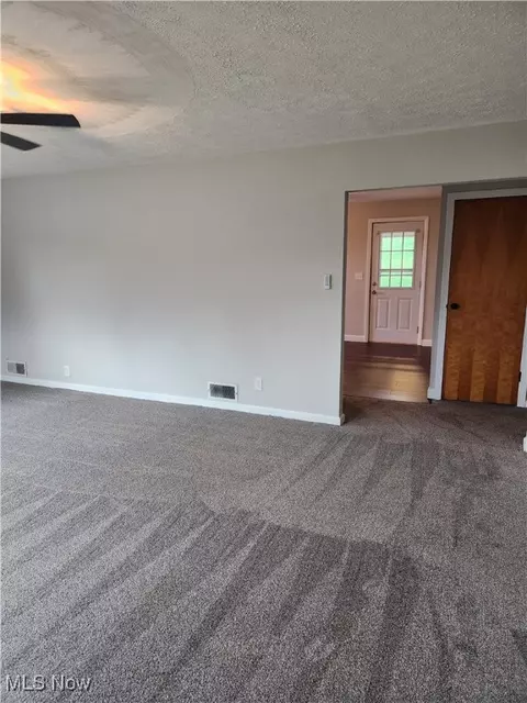 6008 Fairdale Dr, Cambridge, OH 43725 photo 22