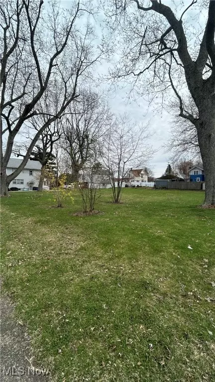 12 Lincoln Highway, Ashtabula, OH 44004 photo 2