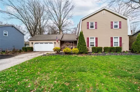 5520 Tracy Dr, Boardman, OH 44512