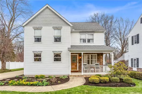 8527 Forestview Ave, Mentor, OH 44060