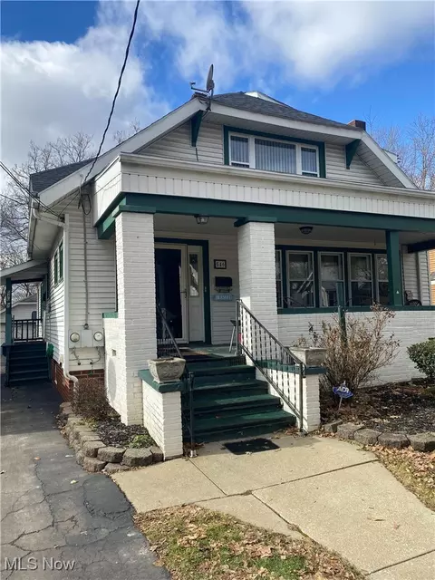 546 Noah Ave, Akron, OH 44320