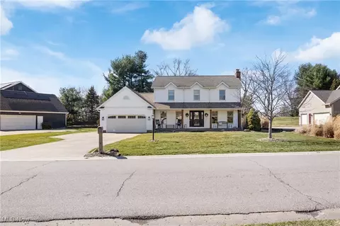 13089 Prince Georges Ave NW, Uniontown, OH 44685