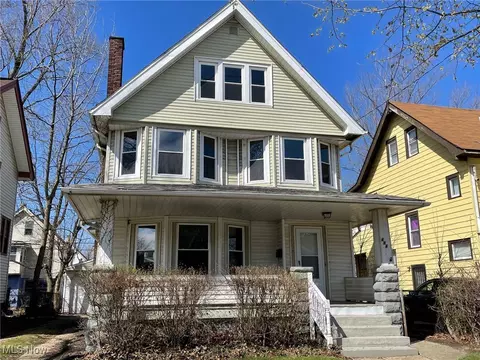 494 Eddy Rd, Cleveland, OH 44108