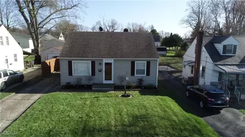 1533 Weston Ave, Youngstown, OH 44514
