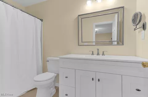 30 Delaware Trl, Malvern, OH 44644 photo 16