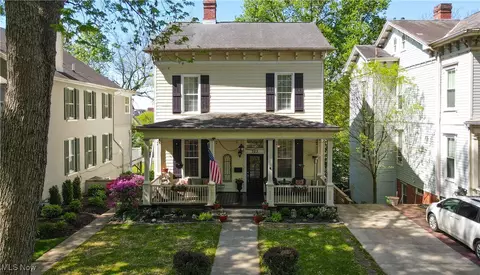 323 5th St, Marietta, OH 45750