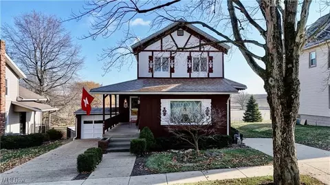 325 Factory St SE, Sugarcreek, OH 44681