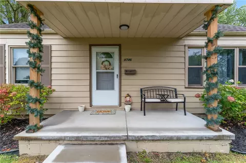 4746 Euclid Blvd, Boardman, OH 44512 photo 3