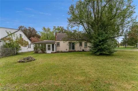 4746 Euclid Blvd, Boardman, OH 44512 photo 4