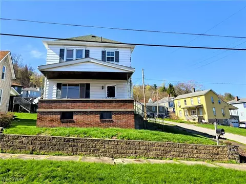 601 Clinton St, Martins Ferry, OH 43935