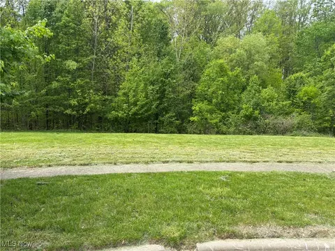 185 Fox Ridge Way, Tallmadge, OH 44278