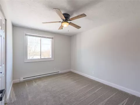 Bedroom - 261 E Mohawk Dr, Malvern, OH 44644 photo 6 of 6