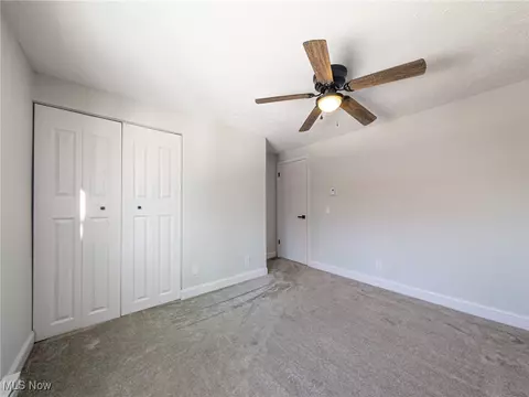 Bedroom - 261 E Mohawk Dr, Malvern, OH 44644 photo 5 of 6