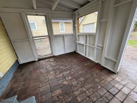 5314 Stark Ave, Ashtabula, OH 44004 photo 9