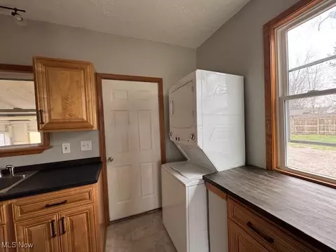 5314 Stark Ave, Ashtabula, OH 44004 photo 8