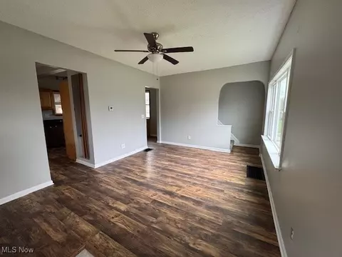 5314 Stark Ave, Ashtabula, OH 44004 photo 5