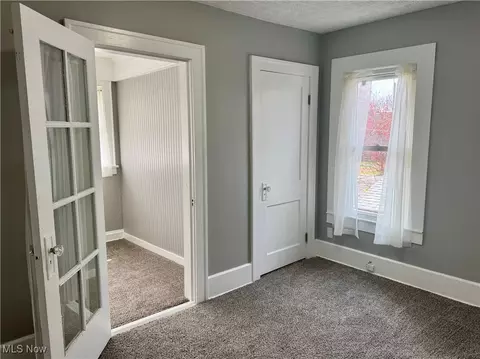 163 E Mapledale Ave, Akron, OH 44301 photo 29